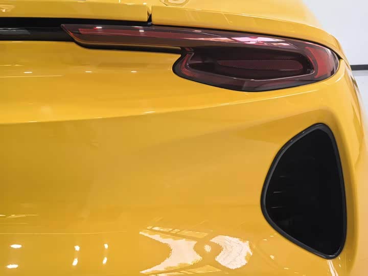 Фото 6 - Lotus Emira