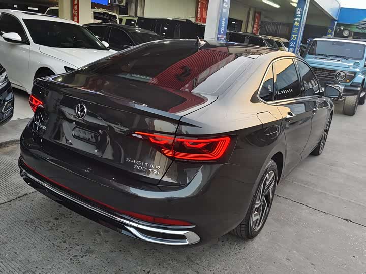 Фото 5 - Volkswagen Sagitar L