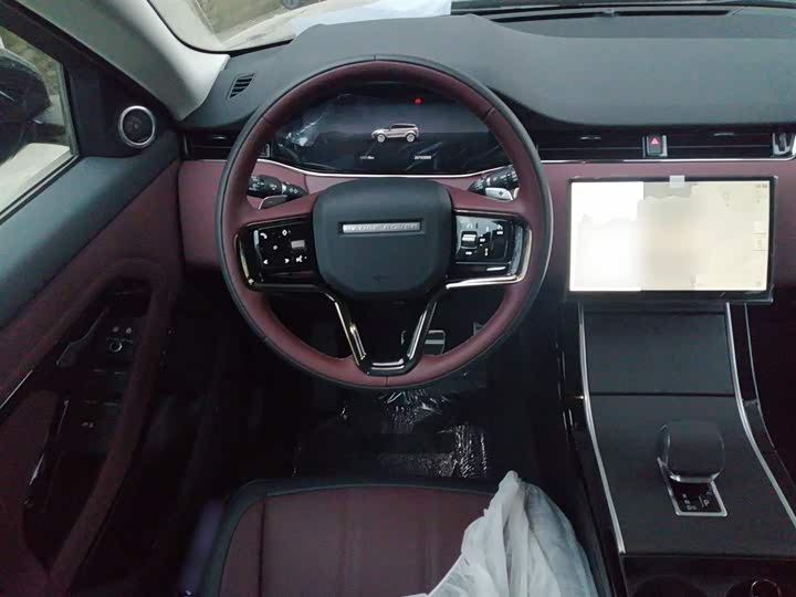 Фото 3 - Land Rover Range Rover Evoque L