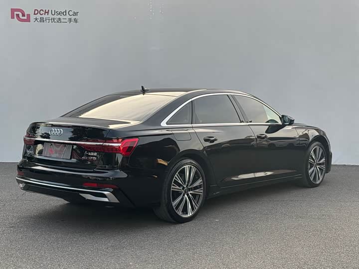 Фото 5 - Audi A6L