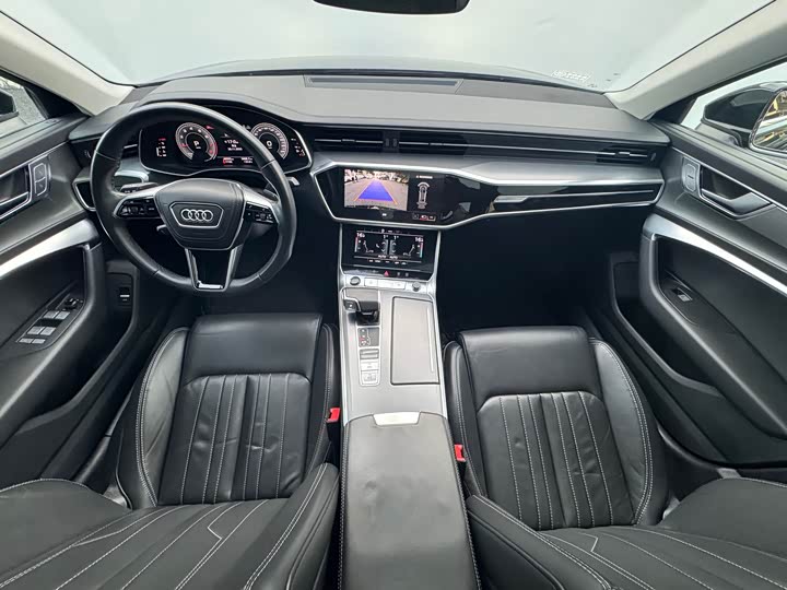 Фото 6 - Audi A6L