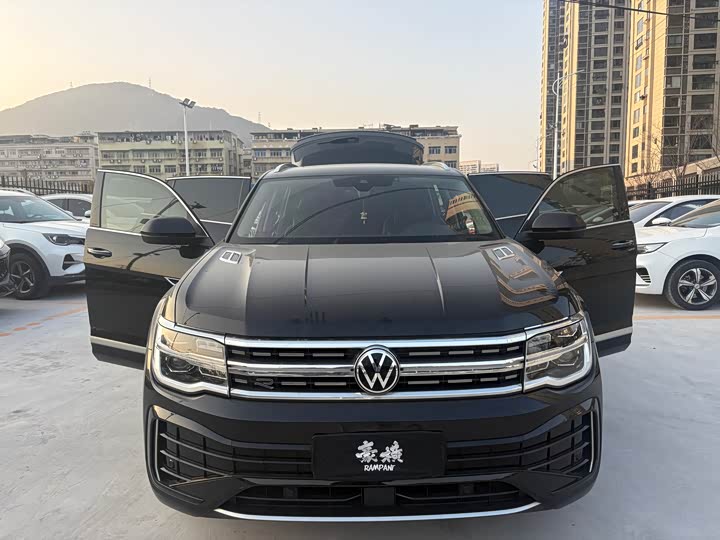 Фото 2 - Volkswagen Teramont X