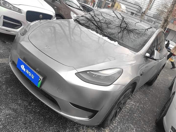 Фото 1 - Tesla Model Y