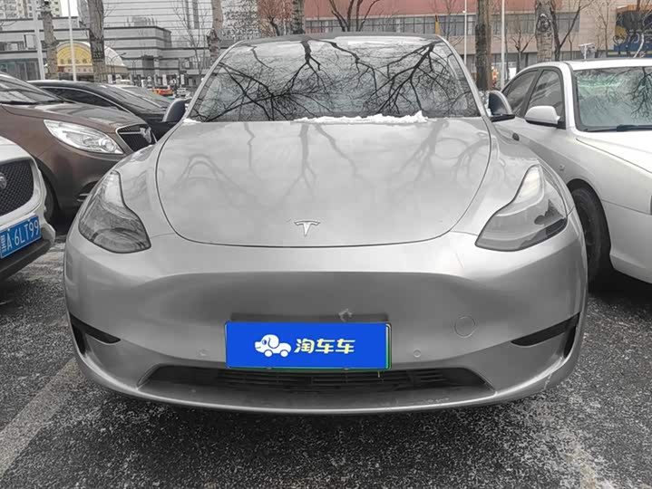 Фото 2 - Tesla Model Y