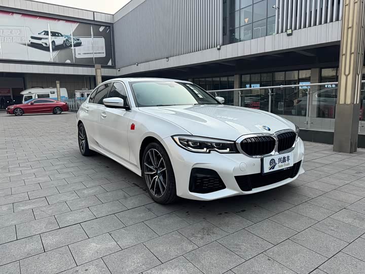 Фото 3 - BMW 3 Series