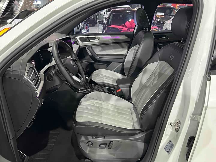 Фото 4 - Volkswagen Tayron