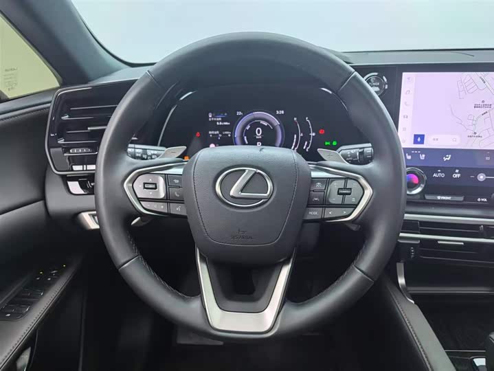 Фото 5 - Lexus RX