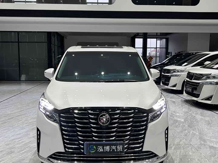 Фото 2 - Buick GL8 ES