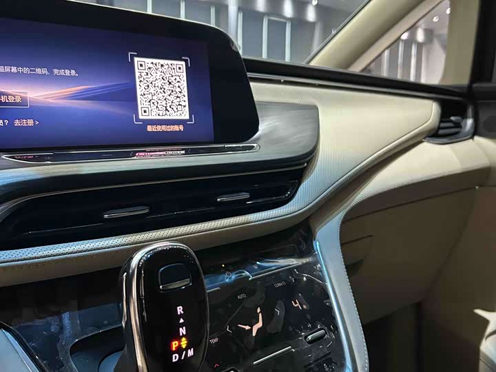 Фото 5 - Buick GL8 ES