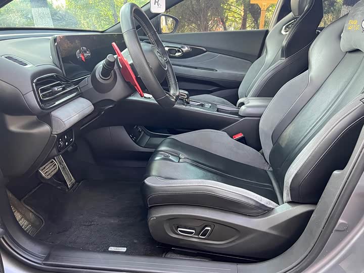 Фото 5 - GAC Trumpchi Empow R