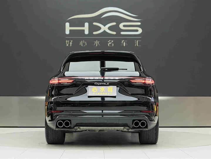 Фото 5 - Porsche Cayenne