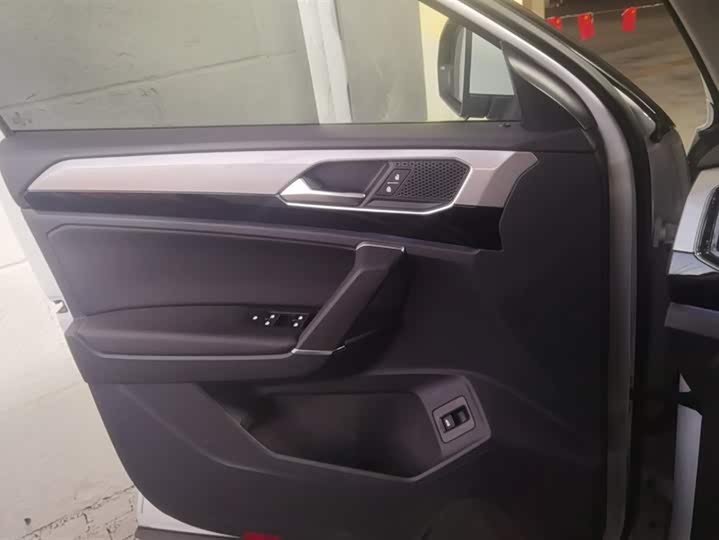 Фото 7 - Volkswagen Tayron