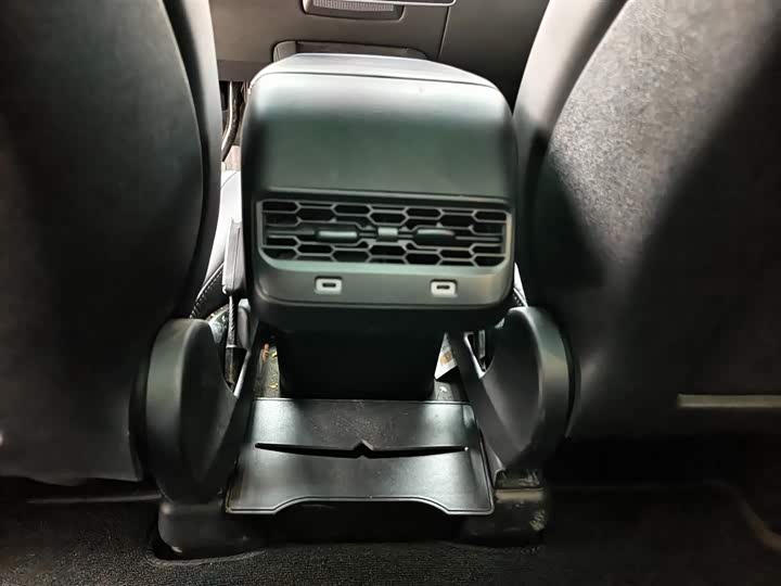 Фото 9 - Tesla Model Y