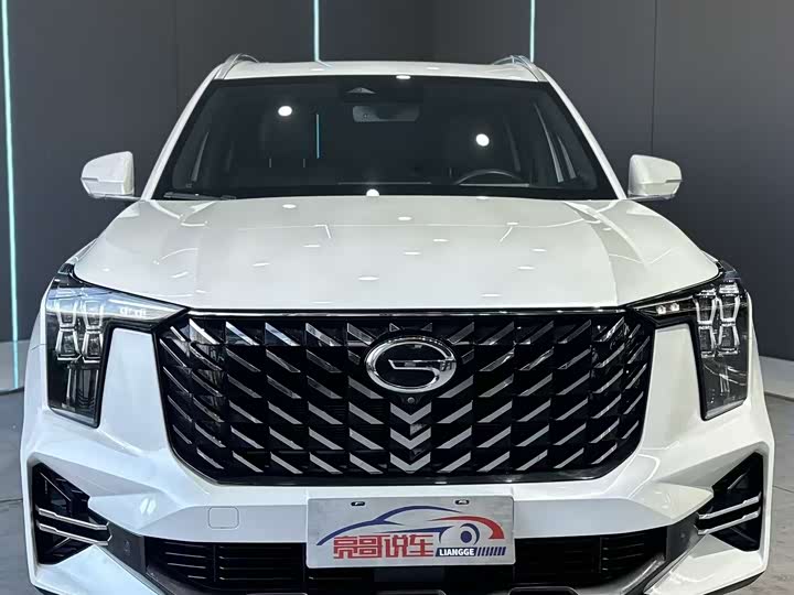 Фото 2 - GAC Trumpchi GS8