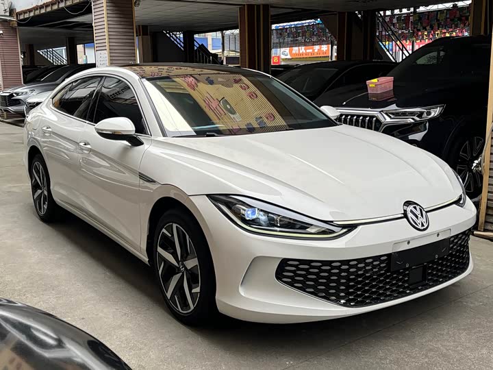 Фото 3 - Volkswagen Lamando L