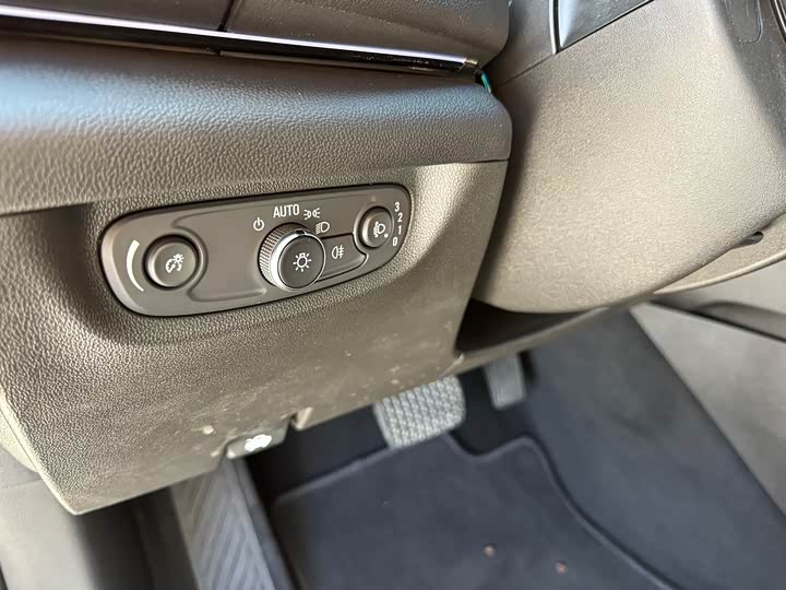 Фото 7 - Buick Regal