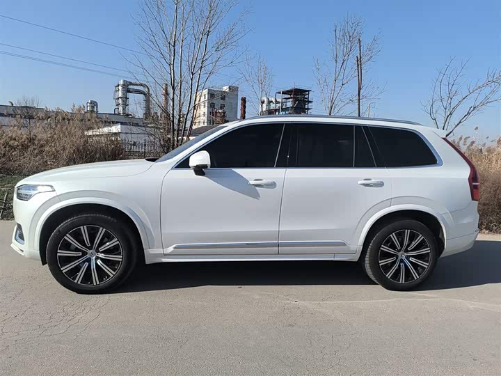 Фото 5 - Volvo XC90