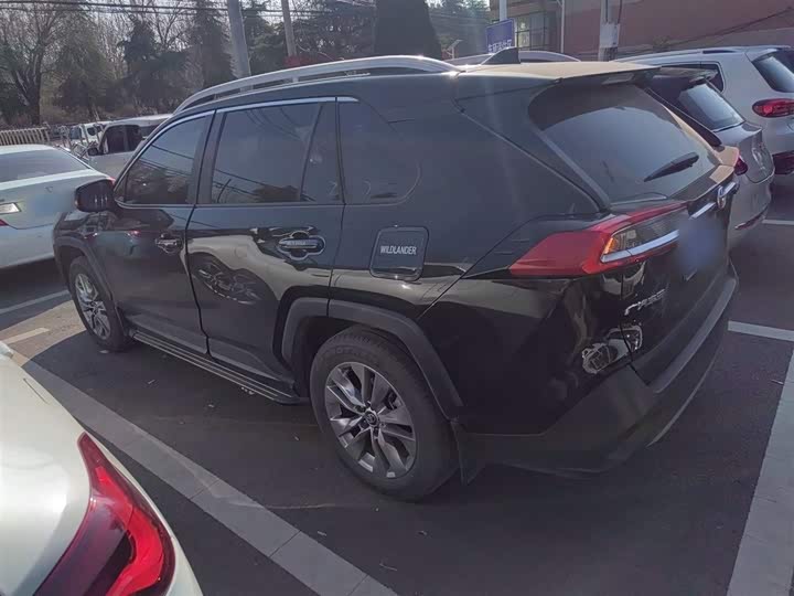 Фото 5 - Toyota Wildlander