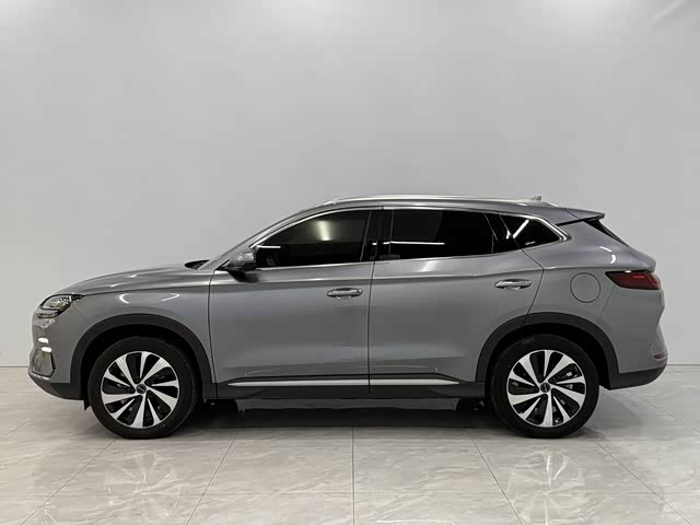 Фото 3 - BYD Song Plus Hybrid/EV