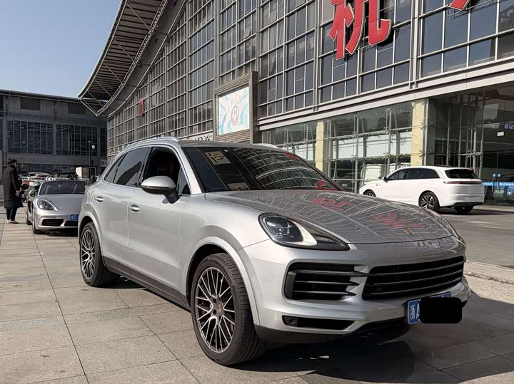 Фото 4 - Porsche Cayenne