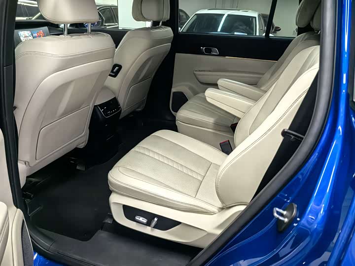 Фото 7 - LiXiang One