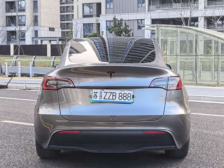 Фото 5 - Tesla Model Y