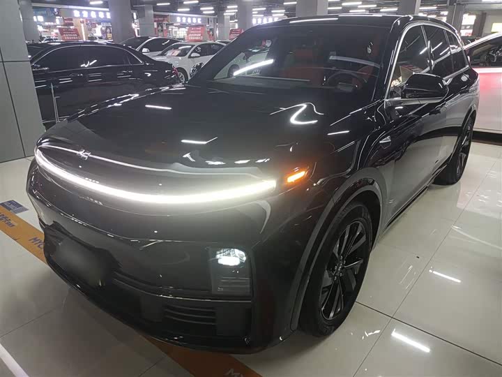 Фото 2 - LiXiang L7