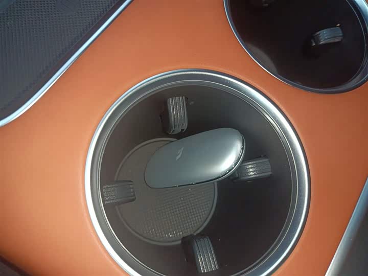 Фото 9 - LiXiang L7