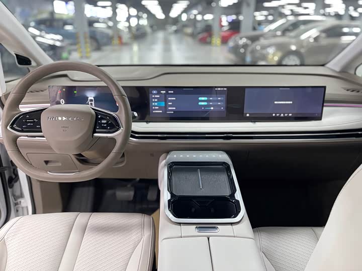 Фото 5 - Maxus Mifa 7