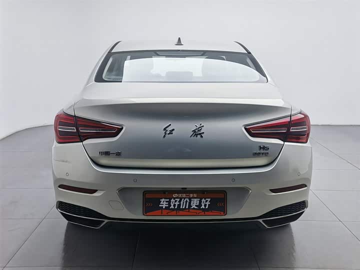 Фото 4 - Hongqi H5
