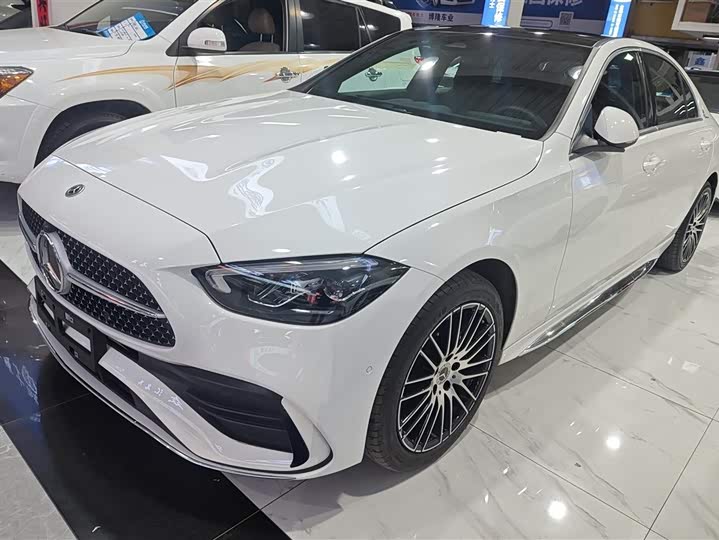 Фото 1 - Mercedes-Benz C-Class