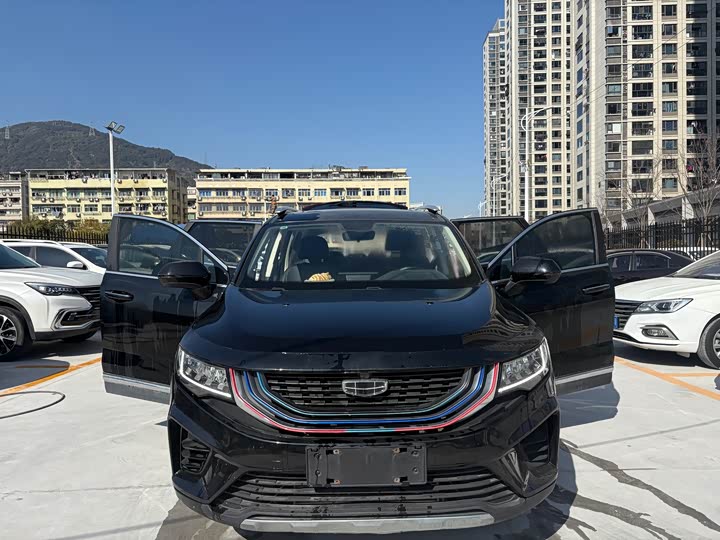 Фото 2 - Geely Okavango