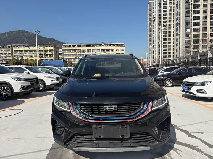 Фото 4 - Geely Okavango