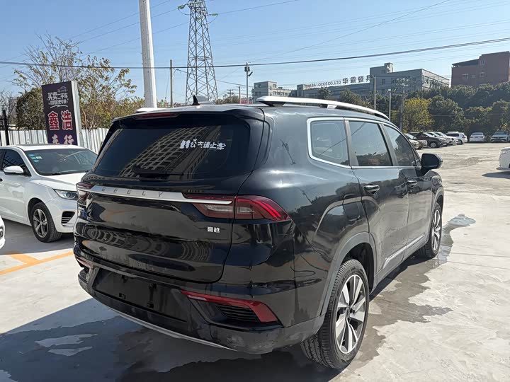 Фото 6 - Geely Okavango