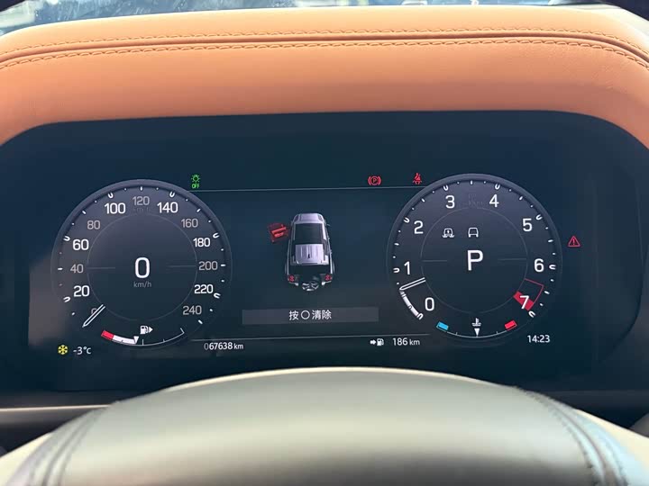 Фото 8 - Land Rover Defender