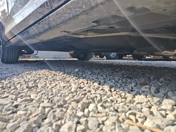 Фото 2 - GAC Trumpchi M6