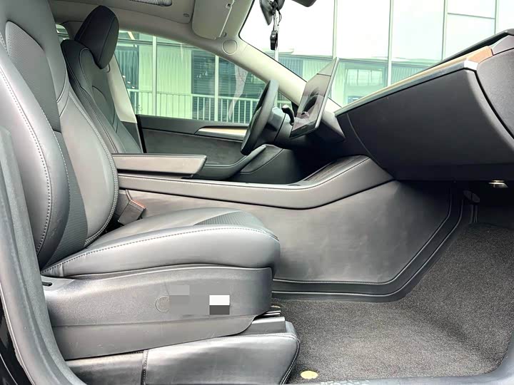 Фото 7 - Tesla Model Y