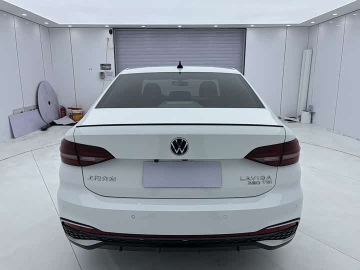 Фото 5 - Volkswagen Lavida