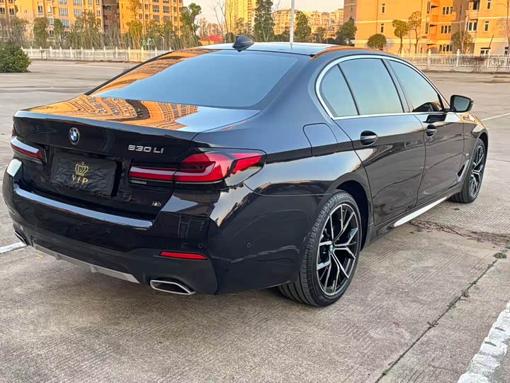 Фото 7 - BMW 5 Series