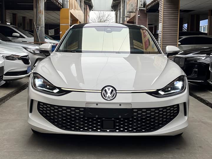 Фото 2 - Volkswagen Lamando L