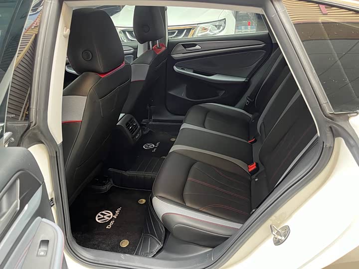 Фото 7 - Volkswagen Lamando L