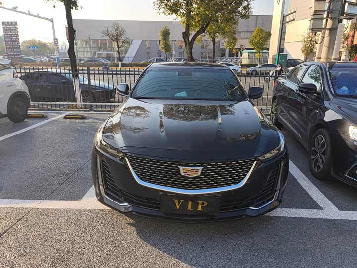 Фото 2 - Cadillac CT5