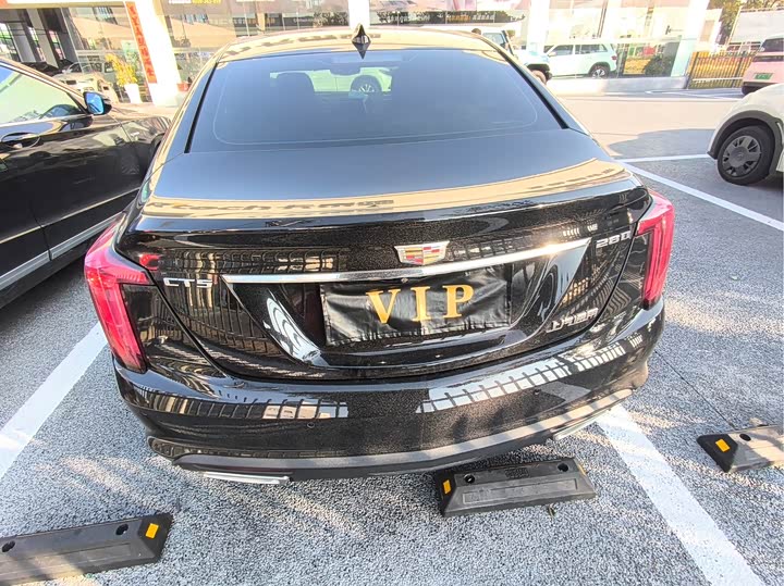 Фото 4 - Cadillac CT5