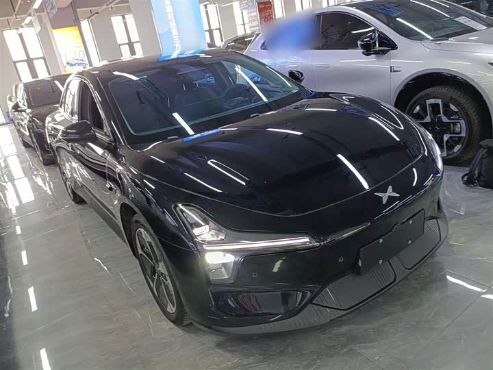 Фото 4 - XPeng Mona M03