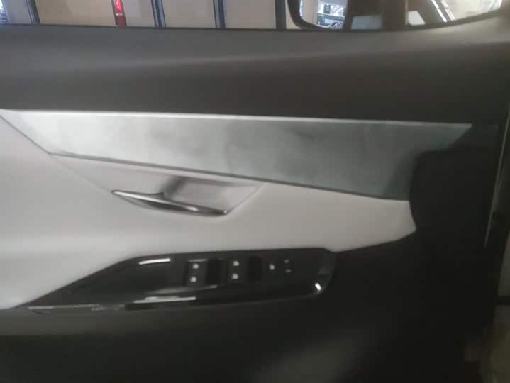 Фото 7 - Changan UNI-T