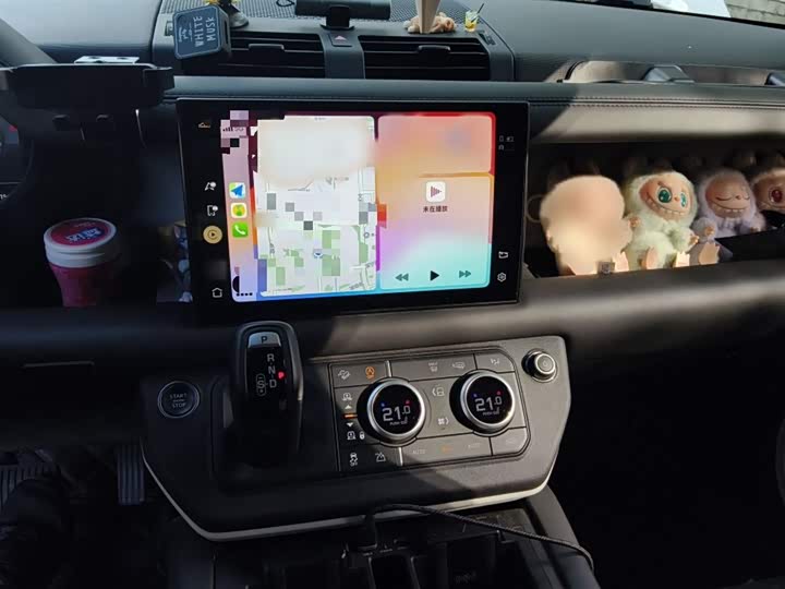 Фото 6 - Land Rover Defender