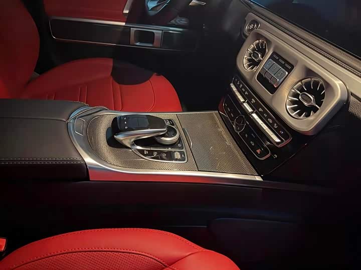 Фото 7 - Mercedes-Benz G-Class