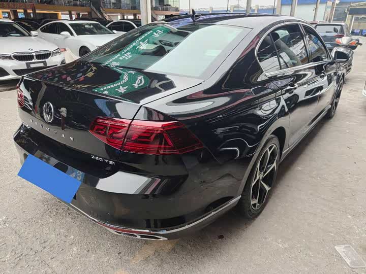 Фото 4 - Volkswagen Magotan