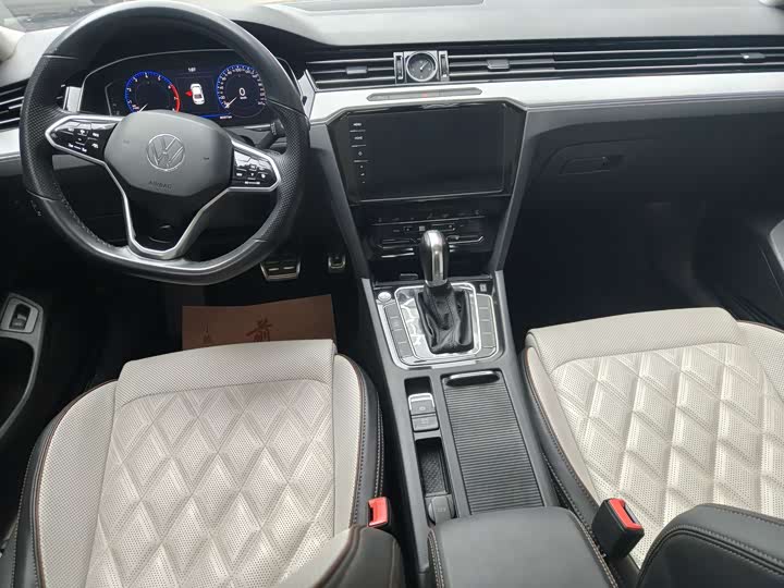 Фото 9 - Volkswagen Magotan