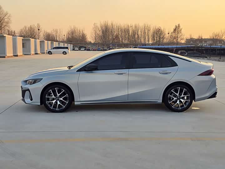 Фото 8 - GAC Trumpchi Empow R